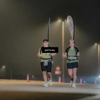Runner Photo 7432745