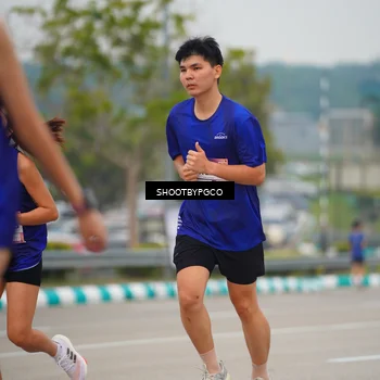 Runner Photo 7432750