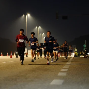 Runner Photo 7432777