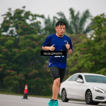 Runner Photo 7432816