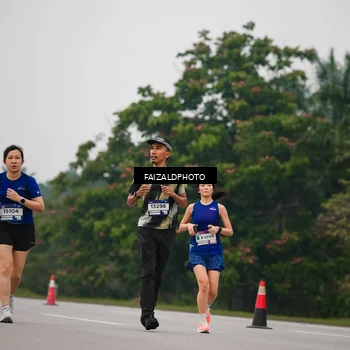 Runner Photo 7432824