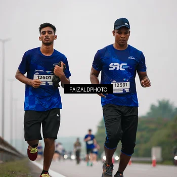 Runner Photo 7432843
