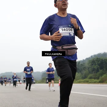 Runner Photo 7432855