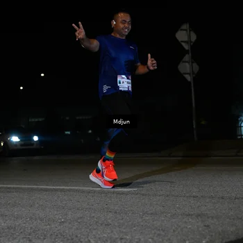 Runner Photo 7432878