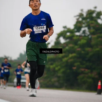 Runner Photo 7433000
