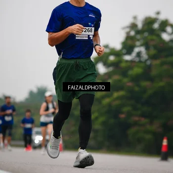 Runner Photo 7433007