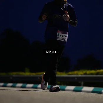 Runner Photo 7433026