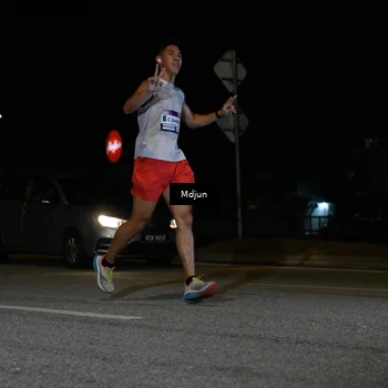 Runner Photo 7433028