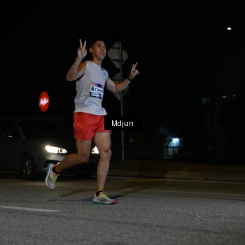 Runner Photo 7433034