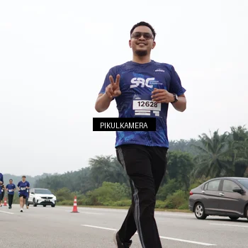 Runner Photo 7433036