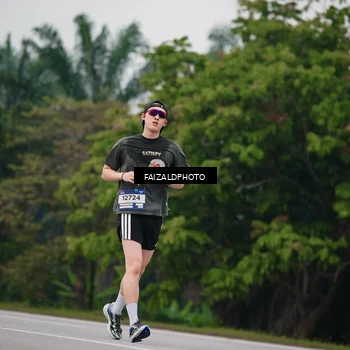 Runner Photo 7433045