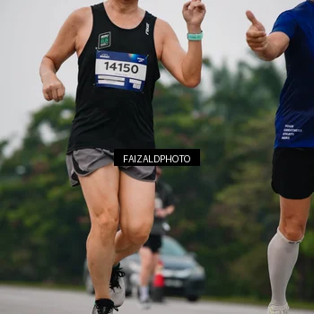 Runner Photo 7433063