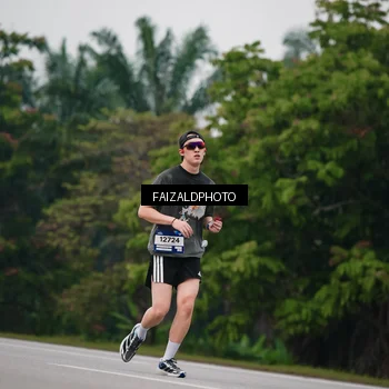 Runner Photo 7433067