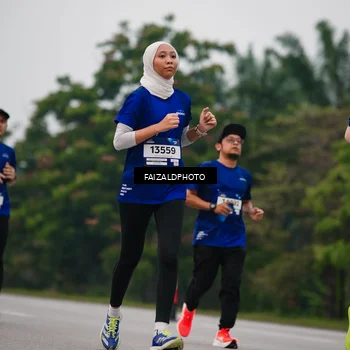 Runner Photo 7433078