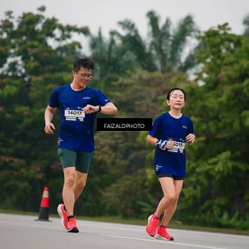Runner Photo 7433104