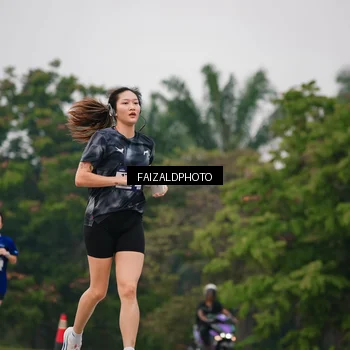 Runner Photo 7433143