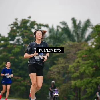 Runner Photo 7433152