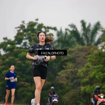 Runner Photo 7433165