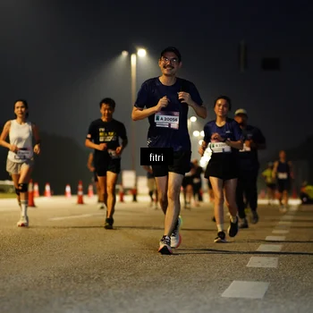 Runner Photo 7433174
