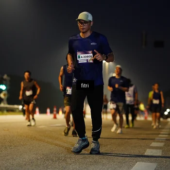 Runner Photo 7433190