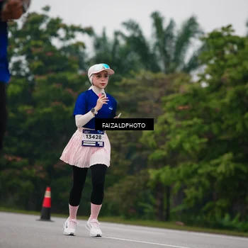 Runner Photo 7433192
