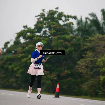 Runner Photo 7433203