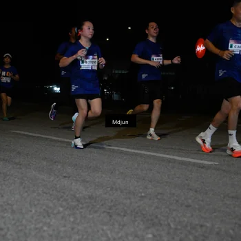 Runner Photo 7433207