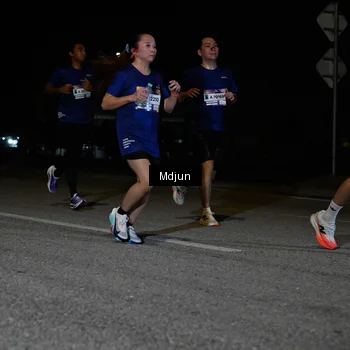 Runner Photo 7433221