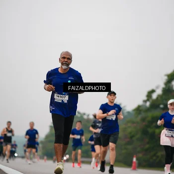 Runner Photo 7433222