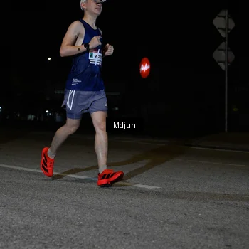Runner Photo 7433259