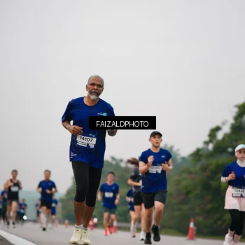 Runner Photo 7433260