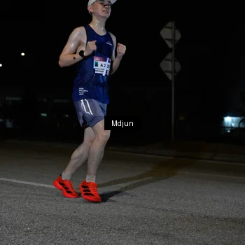 Runner Photo 7433263
