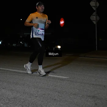 Runner Photo 7433306