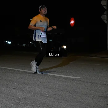 Runner Photo 7433311