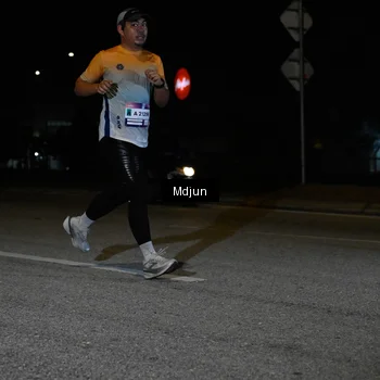 Runner Photo 7433328