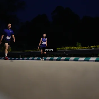 Runner Photo 7433354