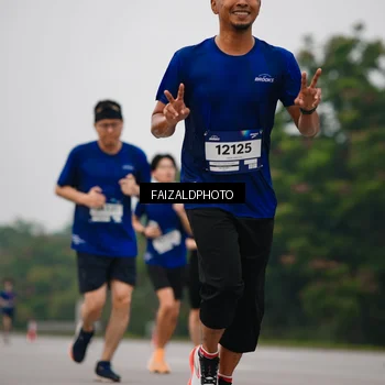 Runner Photo 7433382