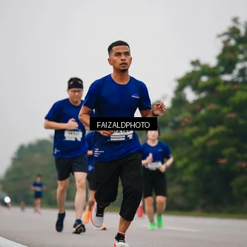Runner Photo 7433395