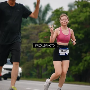 Runner Photo 7433419