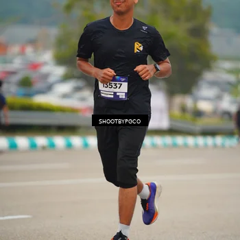 Runner Photo 7433448