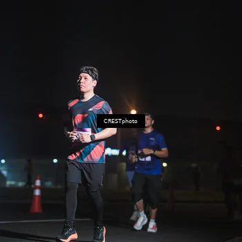 Runner Photo 7433459