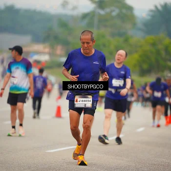Runner Photo 7433476
