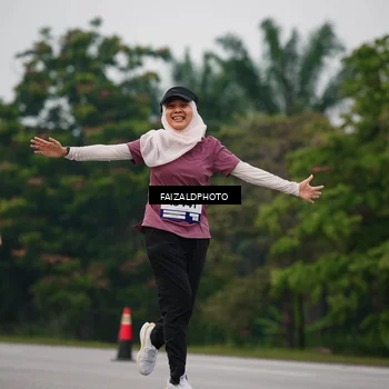 Runner Photo 7433488