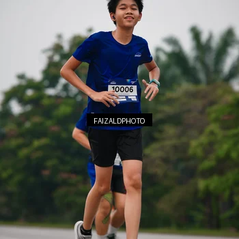 Runner Photo 7433497