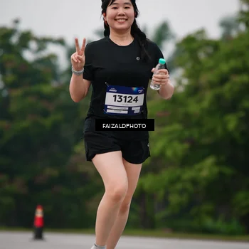 Runner Photo 7433499