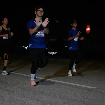 Runner Photo 7433507