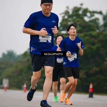 Runner Photo 7433523