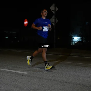 Runner Photo 7433537