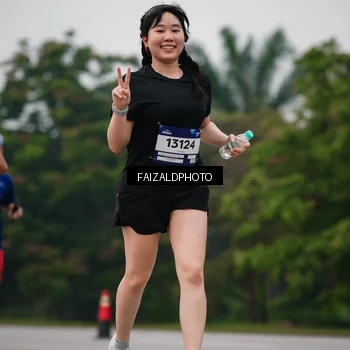 Runner Photo 7433542