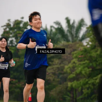 Runner Photo 7433547
